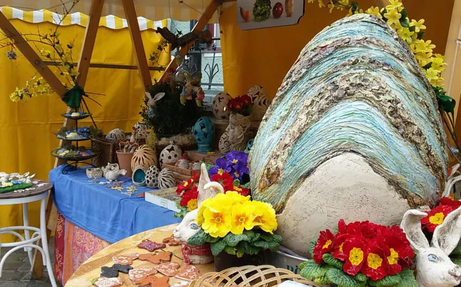 Ostern-am-Wochenmarkt Ostern-am-Wochenmarkt