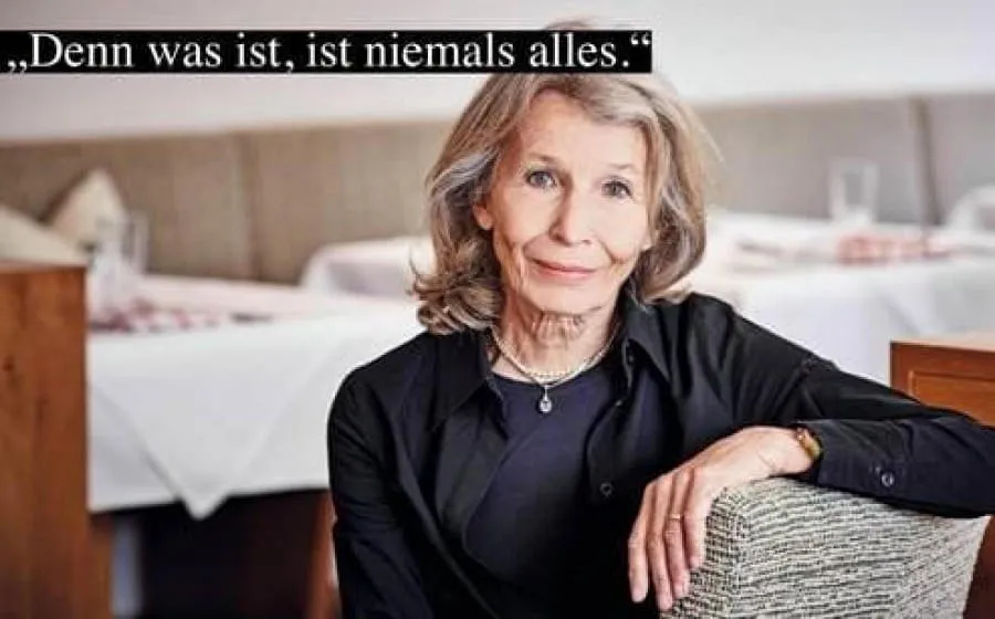 Gesicht-im-blinden-Spiegel. Gesicht-im-blinden-Spiegel.