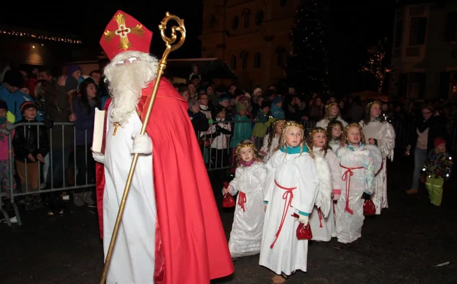 Nikolauseinzug-und-Krampuslauf Nikolauseinzug-und-Krampuslauf