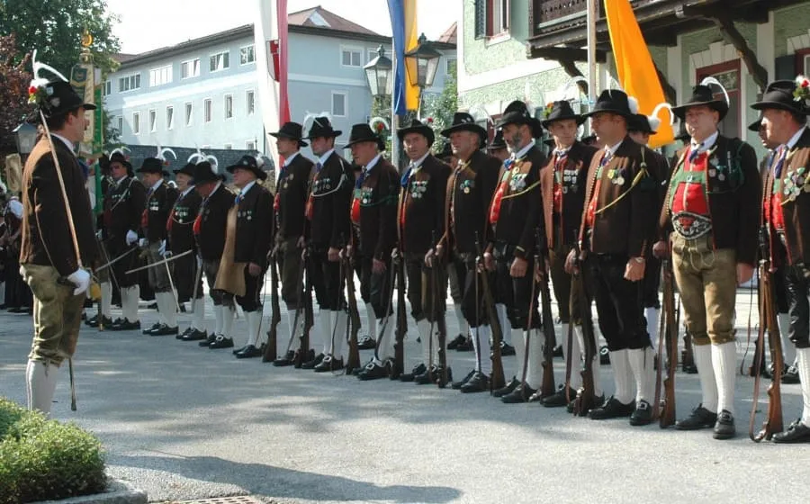 Wiedergruendungsfest-der-Feller-Schuetzenkompanie