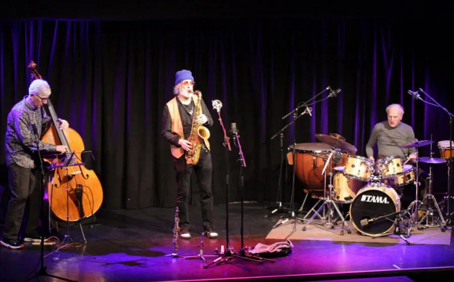 Konzert-Jones-Jones-extended