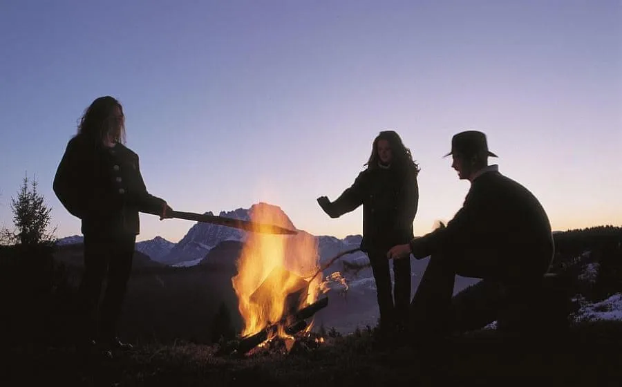 Berge-in-Flammen- Berge-in-Flammen-