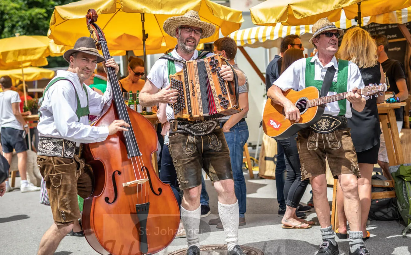 Wochenmarkt-Saisonauftakt